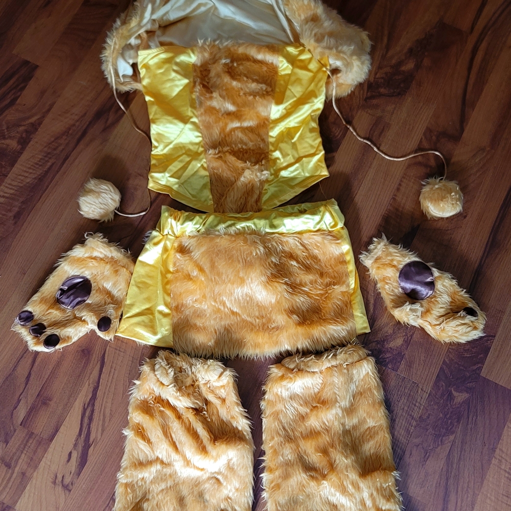 WOMEN RARE SEXY FURRY BEAR COSTUME SIZE MEDIUM HALLOWEEN